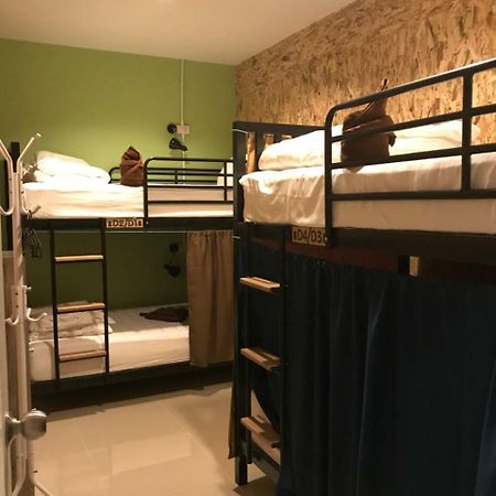Baan Wararin Hostel Pattaya Zewnętrze zdjęcie