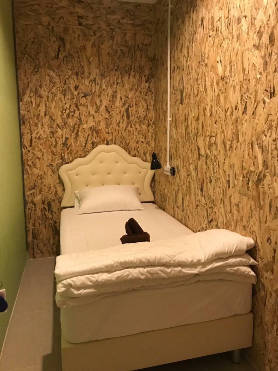 Baan Wararin Hostel Pattaya Zewnętrze zdjęcie