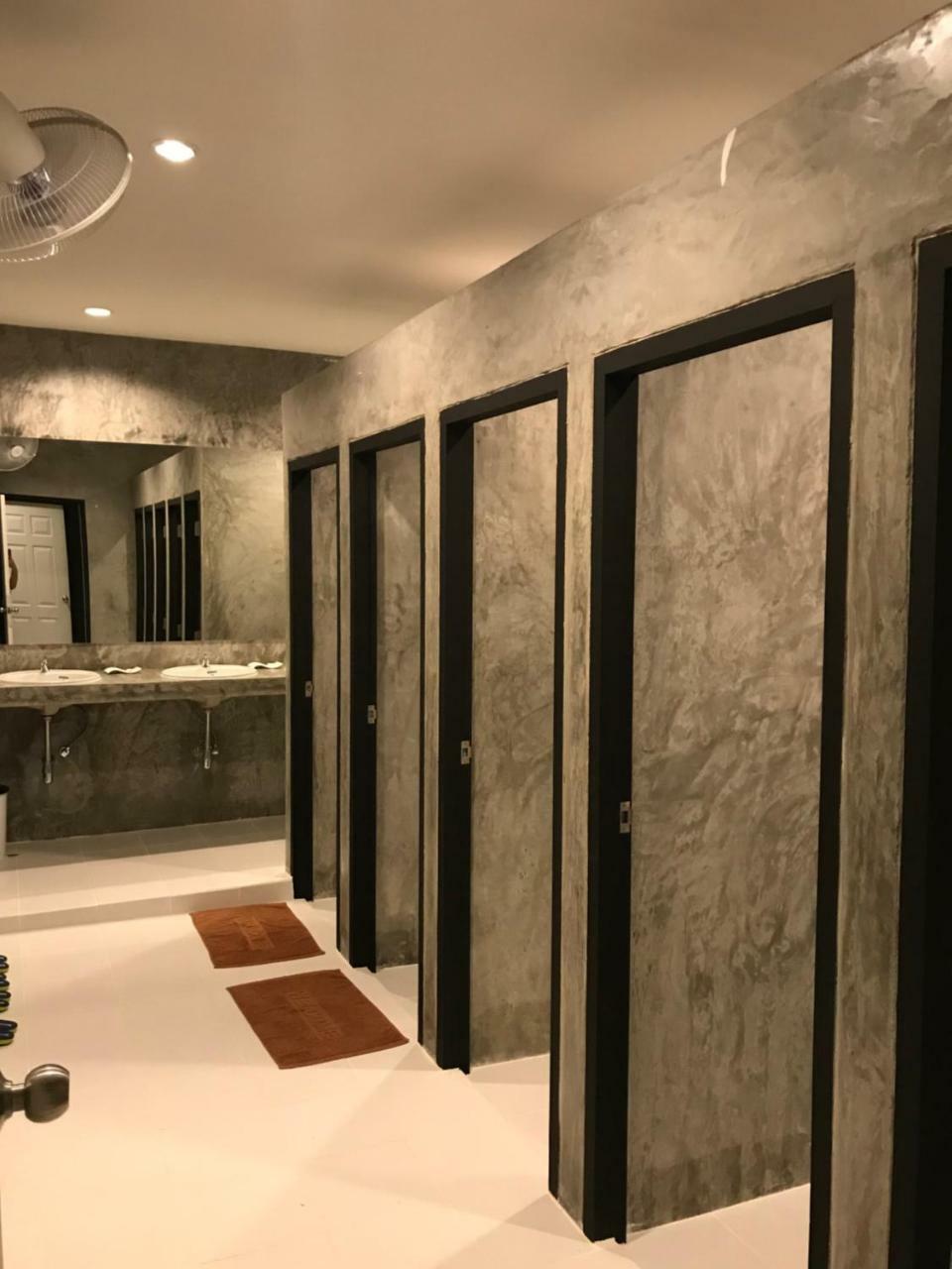 Baan Wararin Hostel Pattaya Zewnętrze zdjęcie