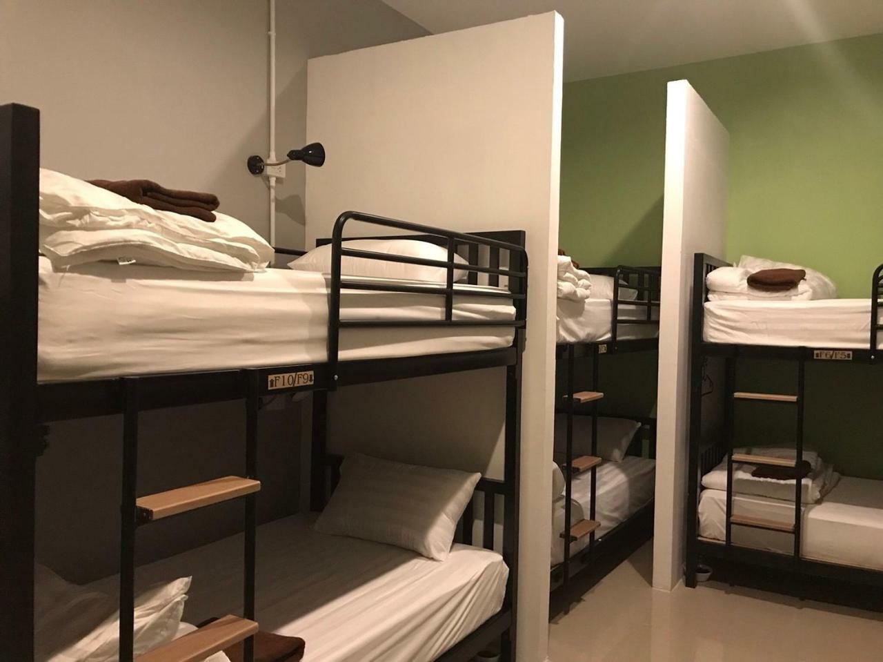 Baan Wararin Hostel Pattaya Zewnętrze zdjęcie