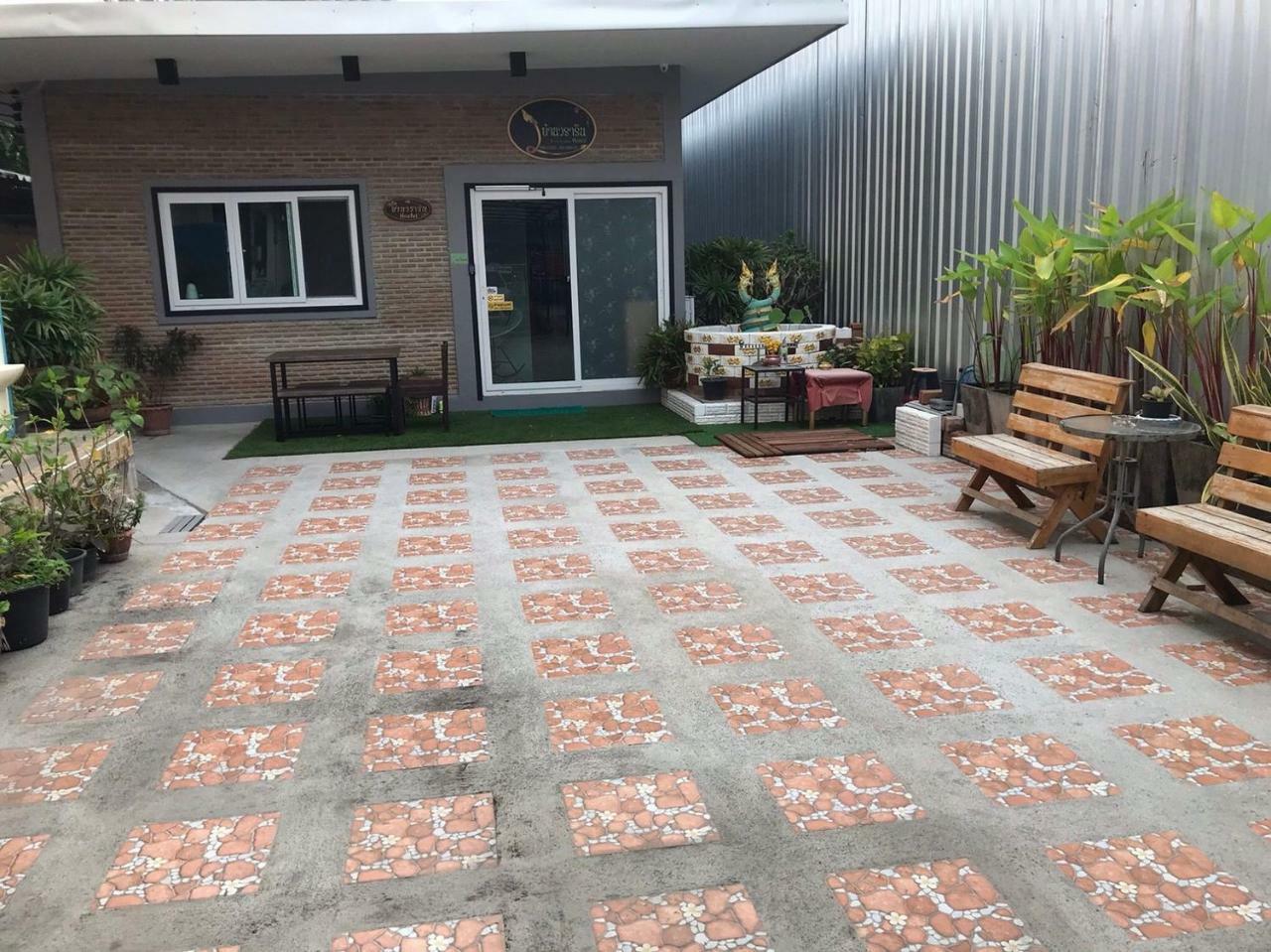 Baan Wararin Hostel Pattaya Zewnętrze zdjęcie