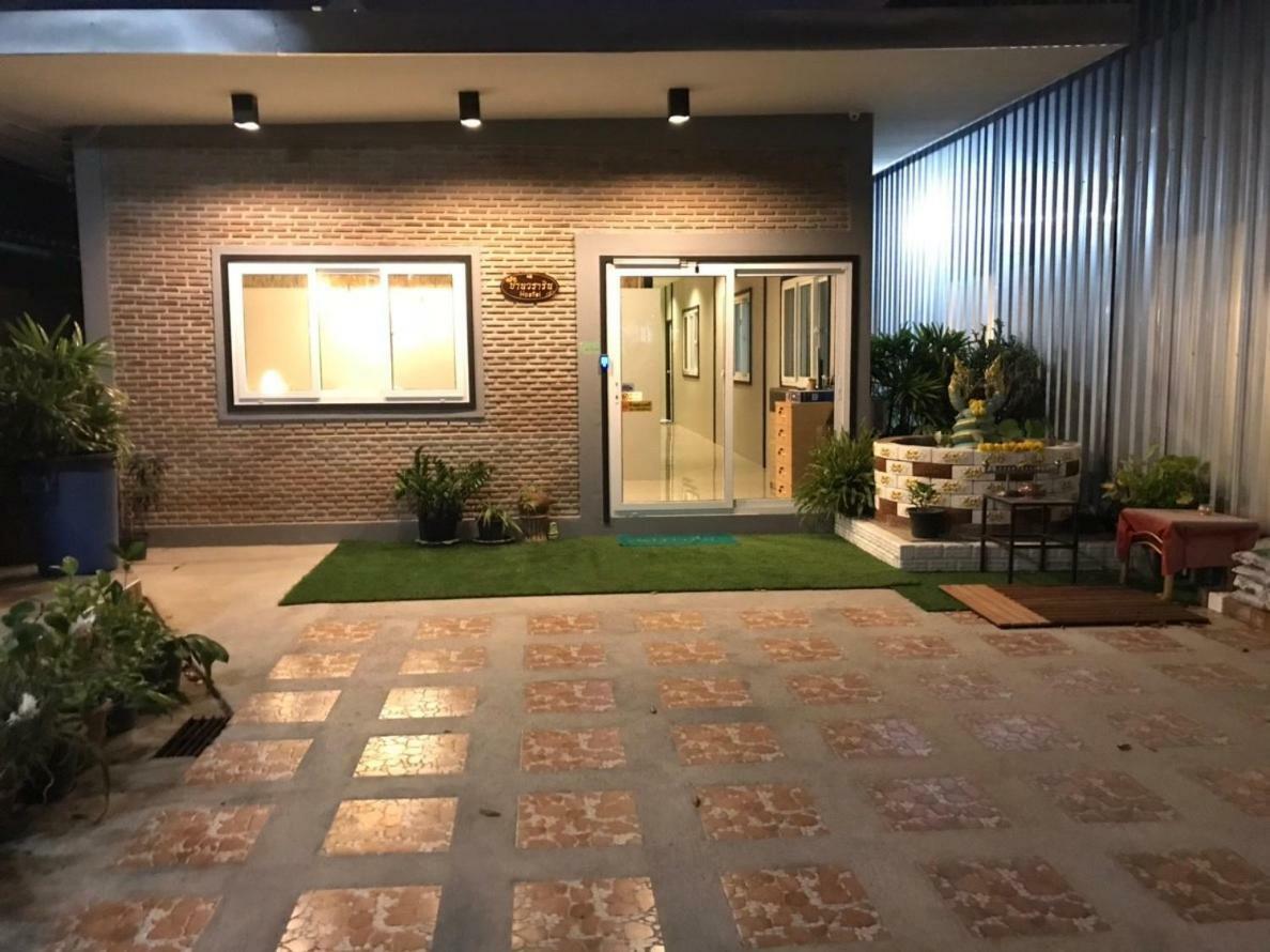 Baan Wararin Hostel Pattaya Zewnętrze zdjęcie